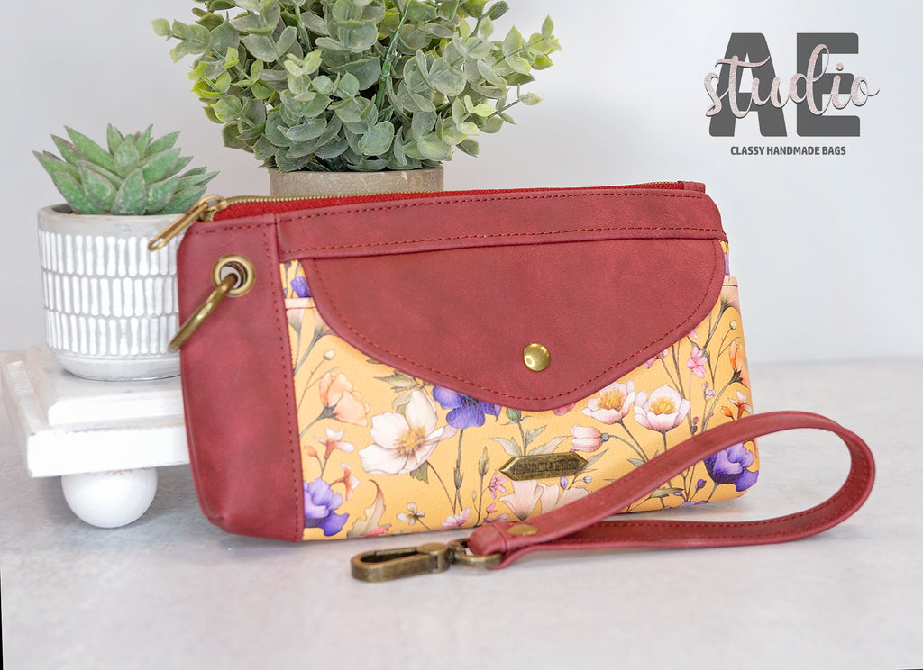 Sewing Pattern with video | The Run Around Wristlet (or Crossbody ...